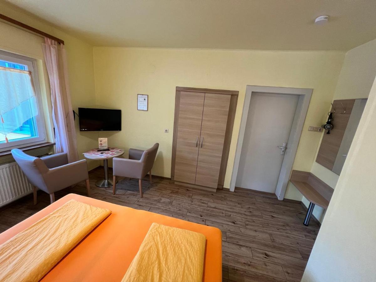 Hotel-Heilsberg Готмадинген Екстериор снимка