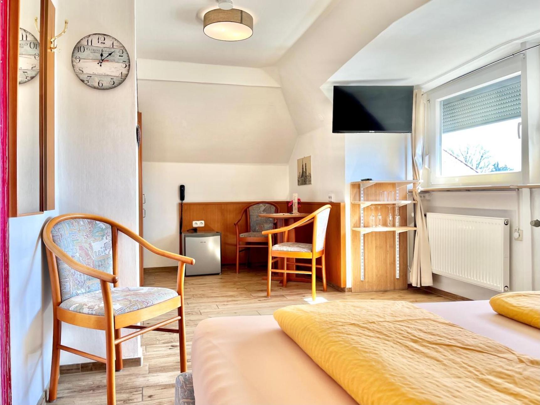 Hotel-Heilsberg Готмадинген Екстериор снимка
